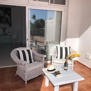 https://sun-sea-puerto-del-carmen-lanzarote.puertodelcarmen-hotels.org